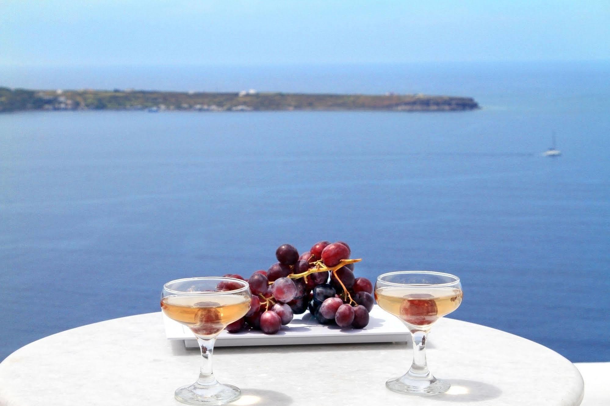 Finesse Suites Oia Dış mekan fotoğraf