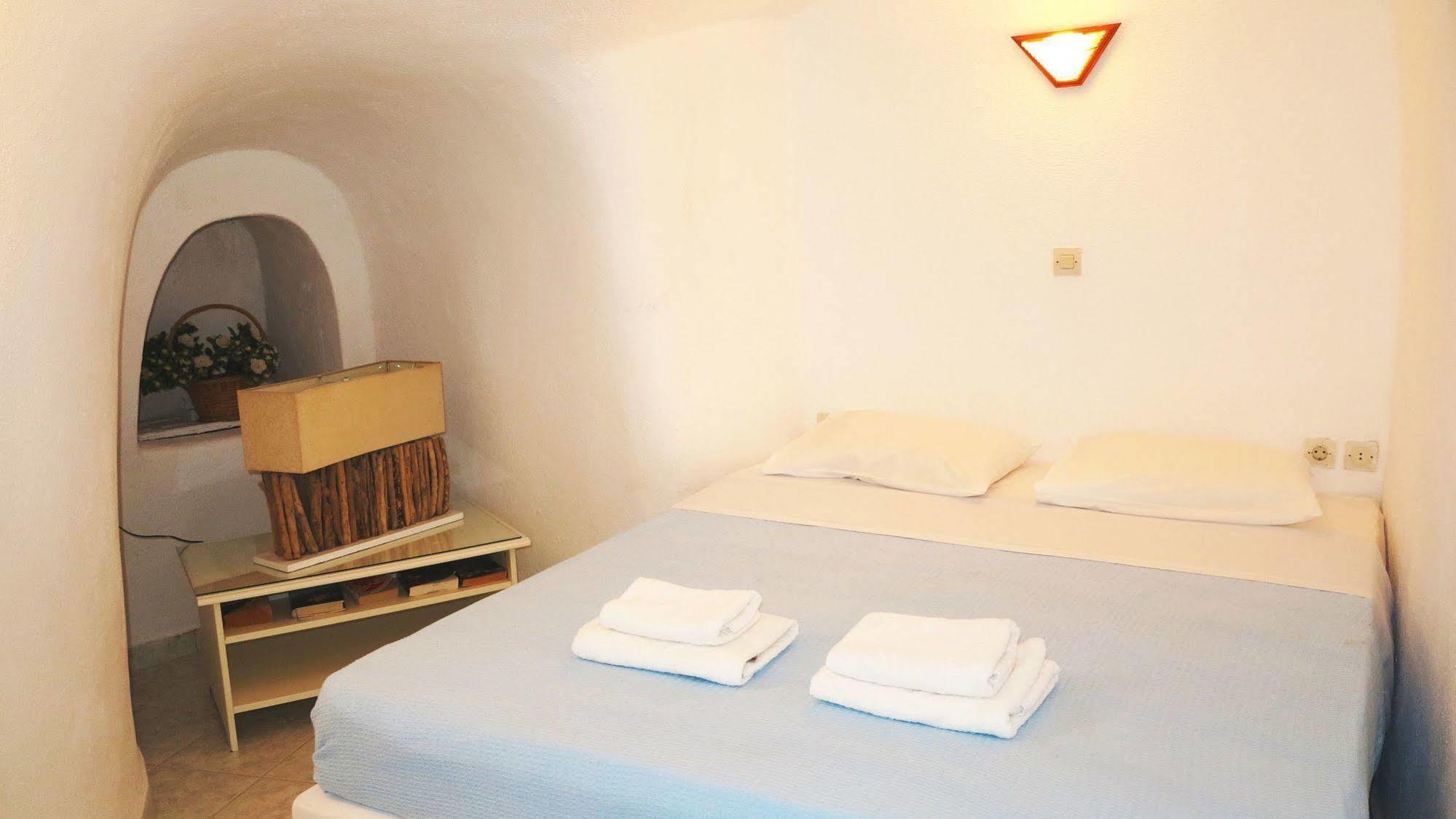 Finesse Suites Oia Dış mekan fotoğraf