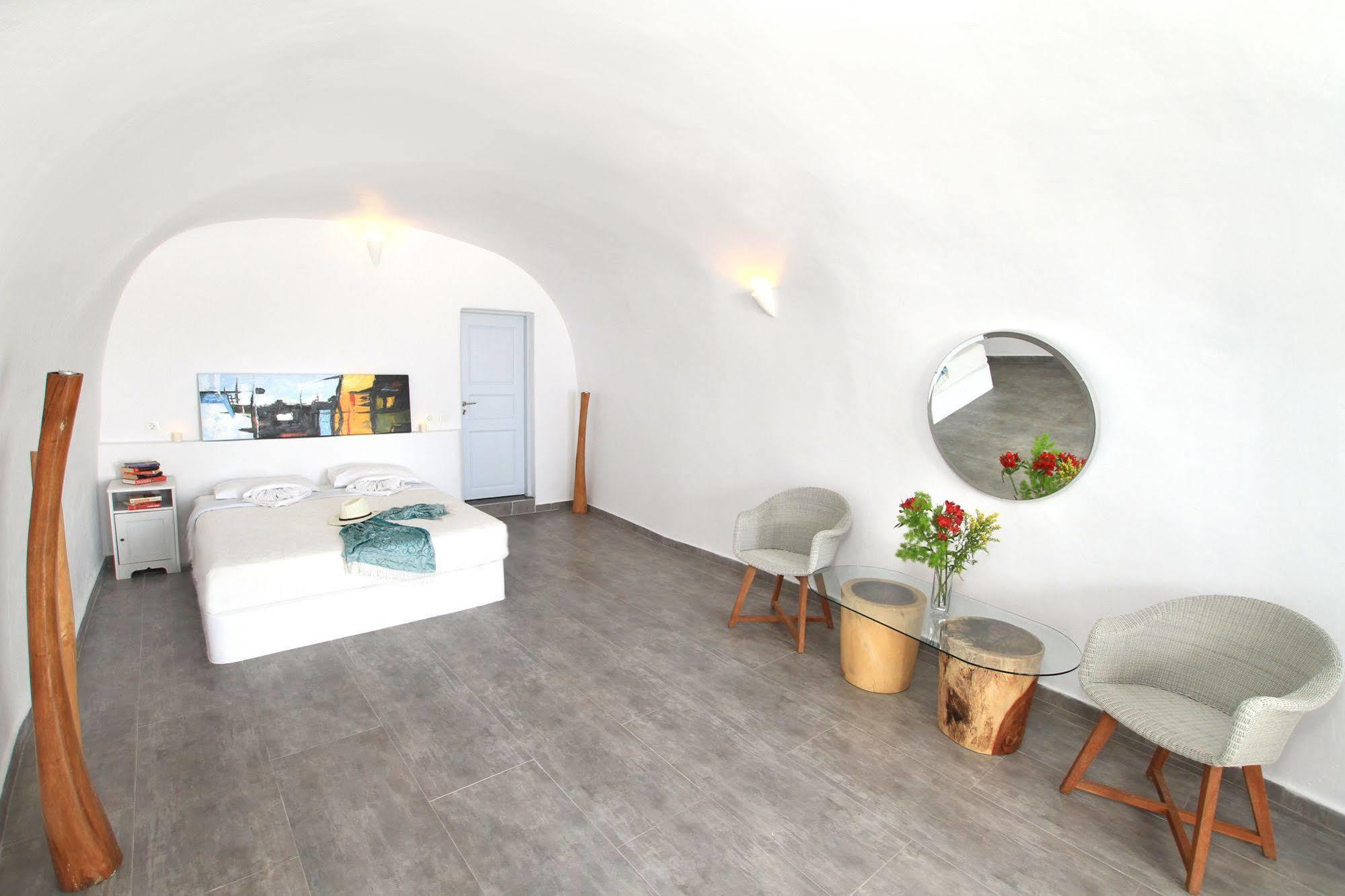 Finesse Suites Oia Dış mekan fotoğraf